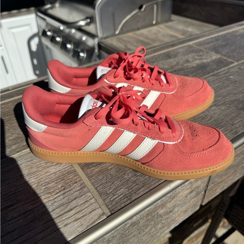 Adidas Women's Breaknet Sleek Sneaker